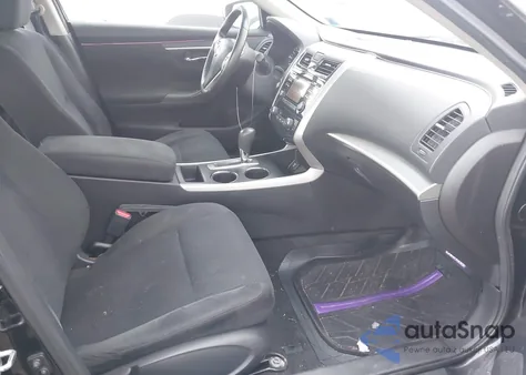 2015 Nissan Altima 2.5 Sv из США, поврежденный, VIN 1N4AL3AP6FC117197